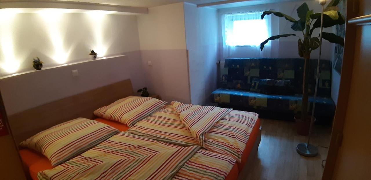 Ferienwohnung Spandau Berlino Esterno foto